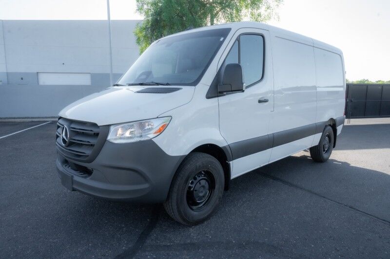 2025 Mercedes-Benz Sprinter Cargo Van 2500 Standard Roof I4 Diesel 144 RWD