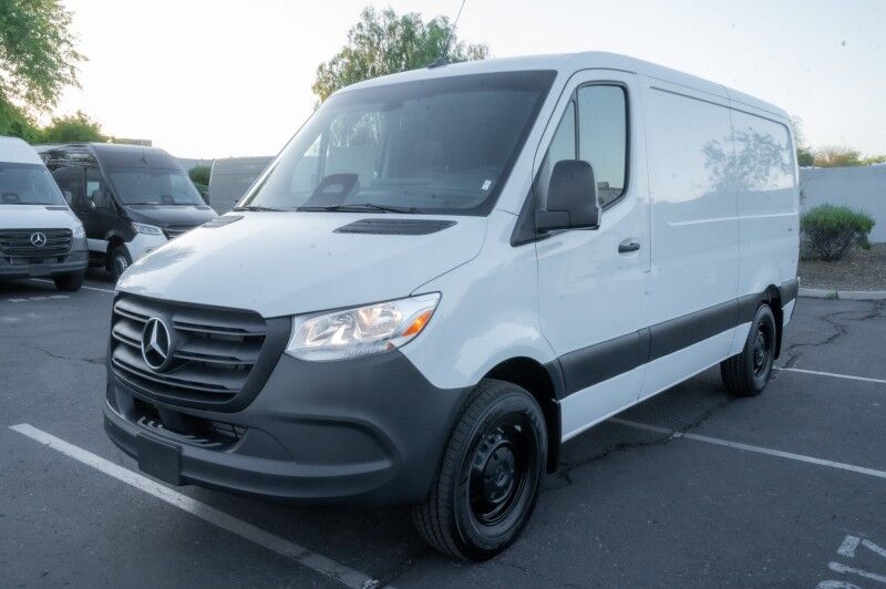 2025 Mercedes-Benz Sprinter Cargo Van 2500 Standard Roof I4 Diesel 144 RWD