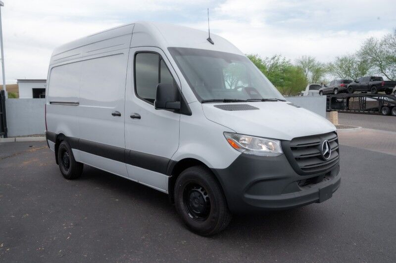2025 Mercedes-Benz Sprinter Cargo Van 2500 Standard Roof I4 Diesel HO 144 RWD