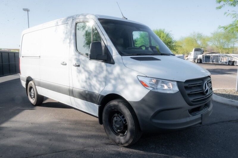 2025 Mercedes-Benz Sprinter Cargo Van 2500 Standard Roof I4 Diesel HO 144 RWD