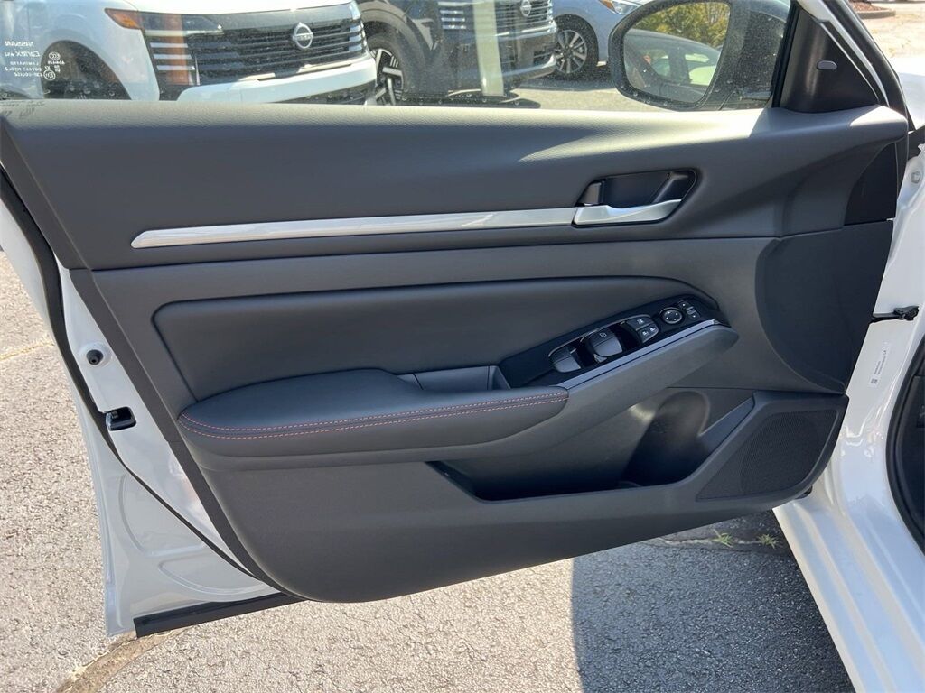 2025 Nissan Altima 2.5 SR Kennesaw GA