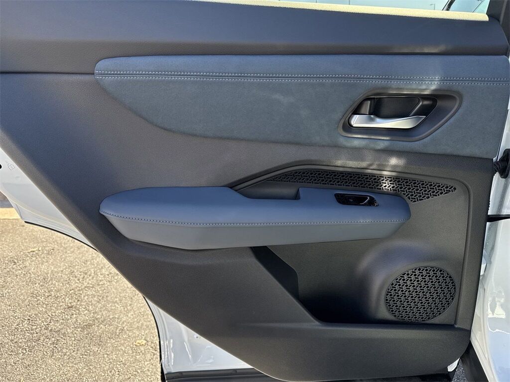 2025 Nissan Ariya PLATINUM+ e-4ORCE Kennesaw GA