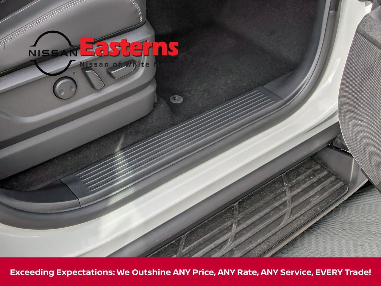 2025 Nissan Armada SL White Marsh MD