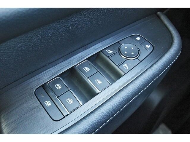 2025 Nissan Armada SV