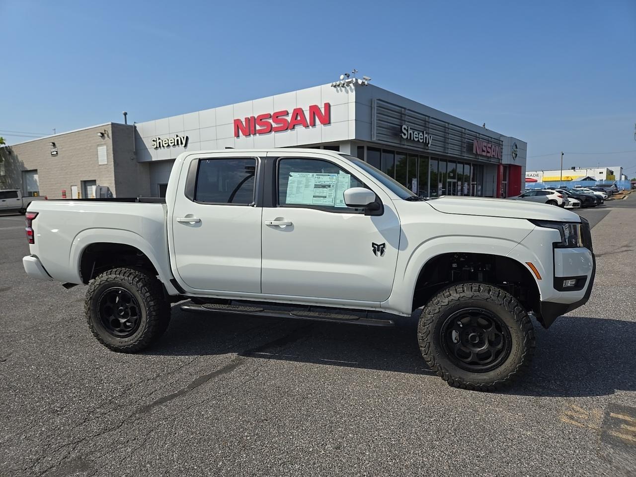 2025 Nissan Frontier SV