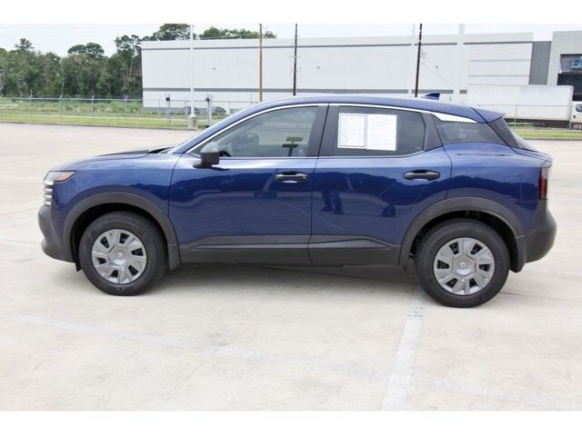 2025 Nissan Kicks S