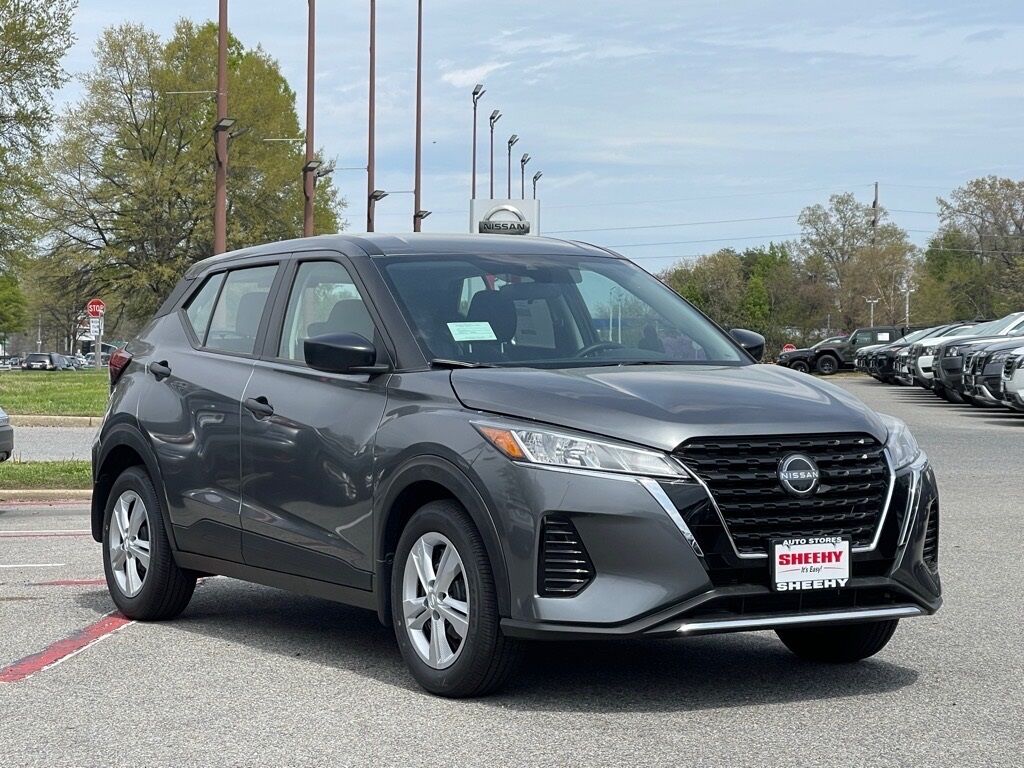 2025 Nissan Kicks