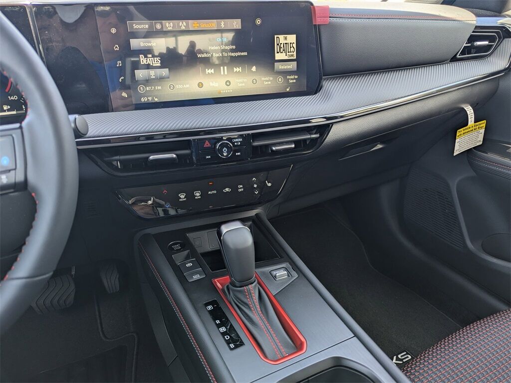 2025 Nissan Kicks SR Kennesaw GA