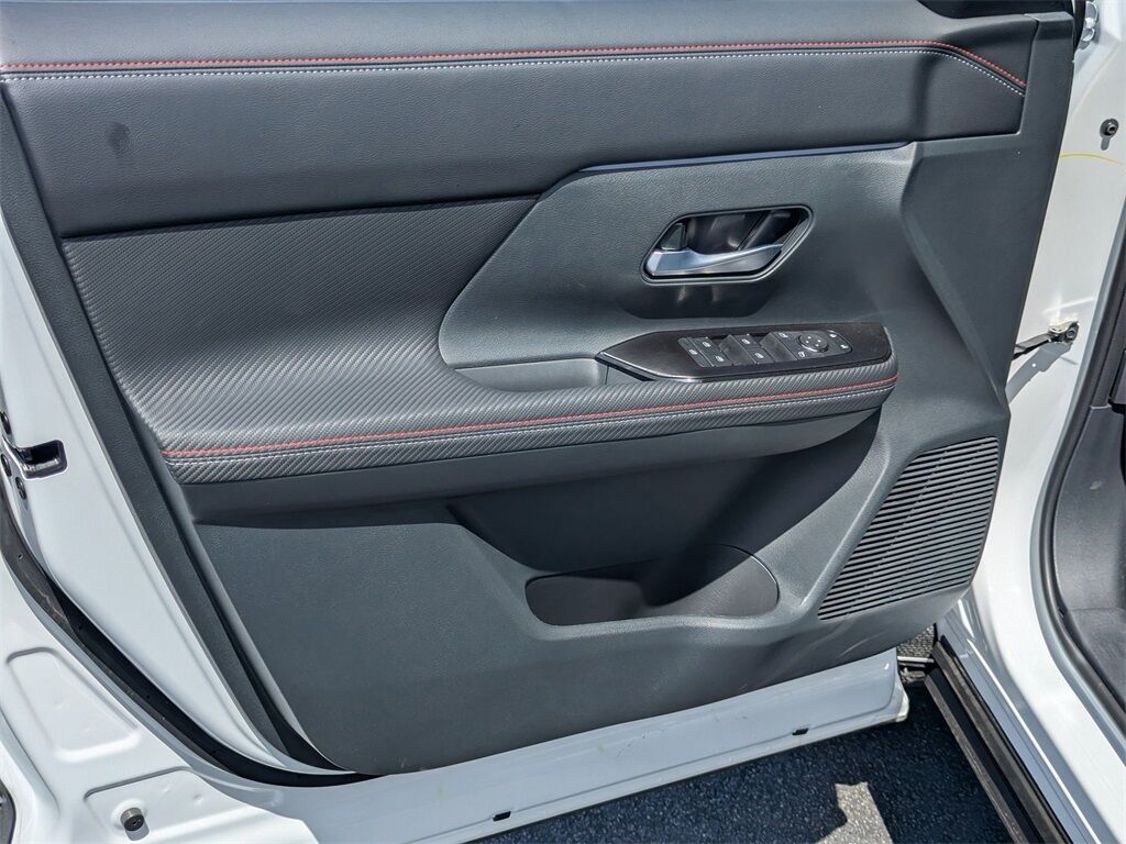 2025 Nissan Kicks SR Kennesaw GA