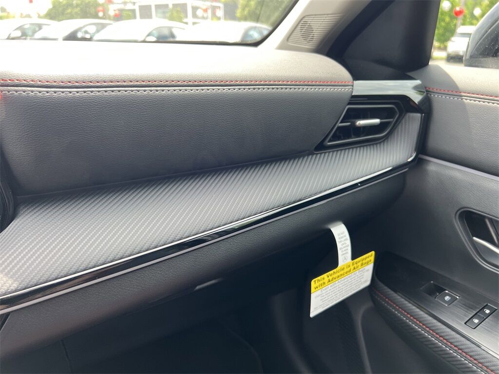 2025 Nissan Kicks SR Kennesaw GA