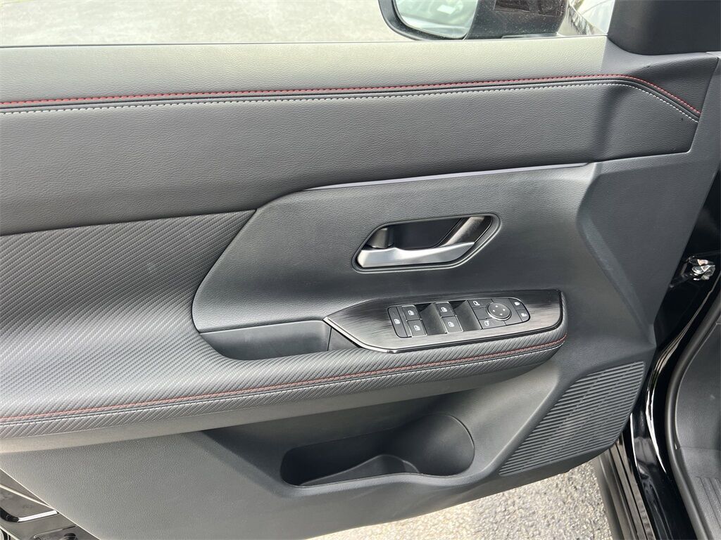 2025 Nissan Kicks SR Kennesaw GA