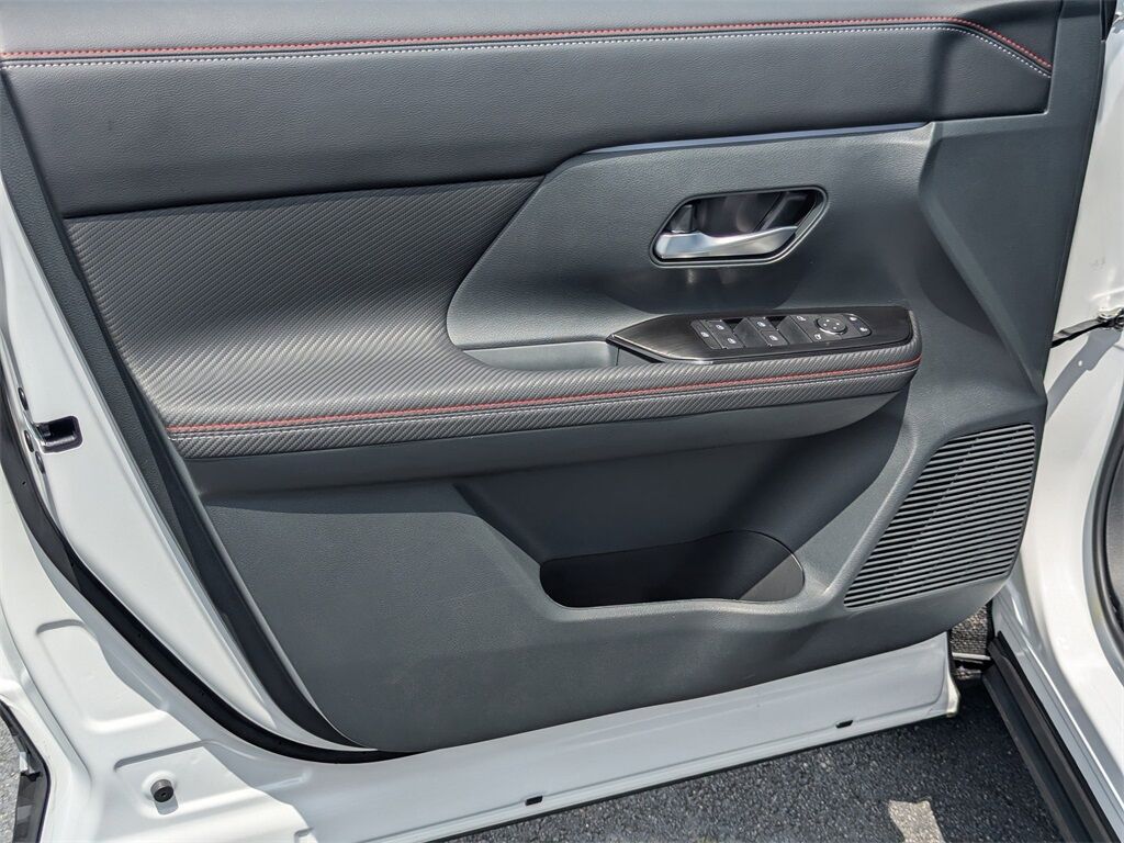 2025 Nissan Kicks SR Kennesaw GA