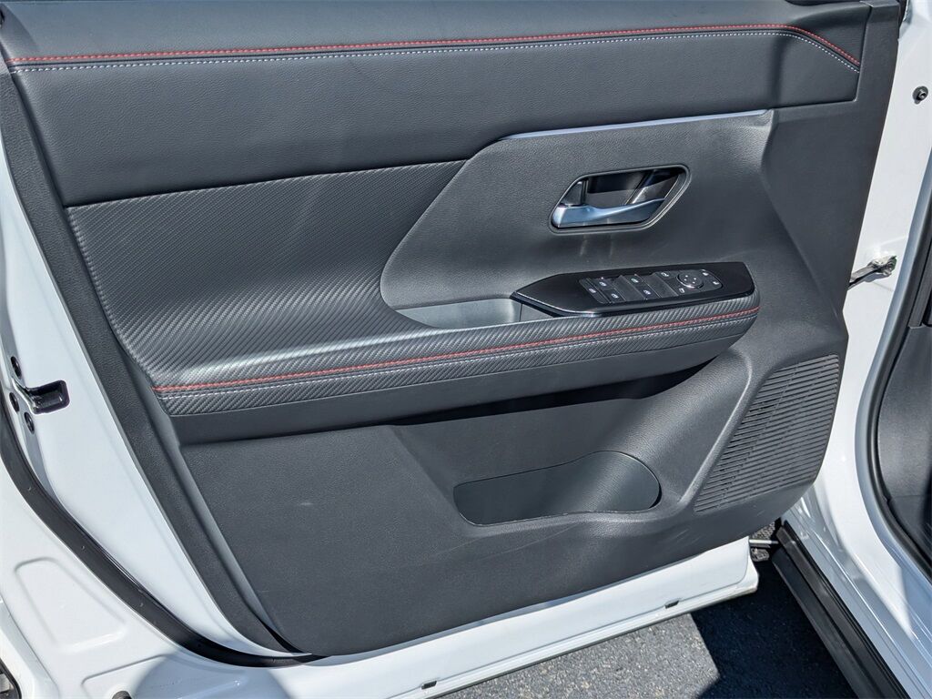 2025 Nissan Kicks SR Kennesaw GA