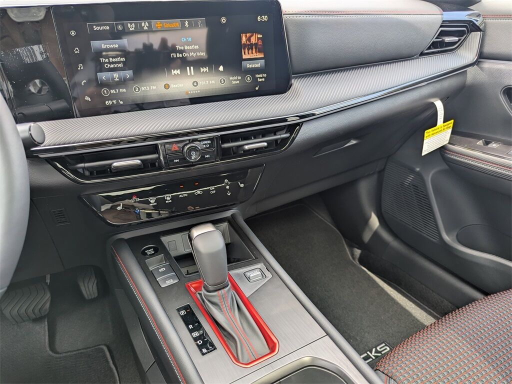 2025 Nissan Kicks SR Kennesaw GA