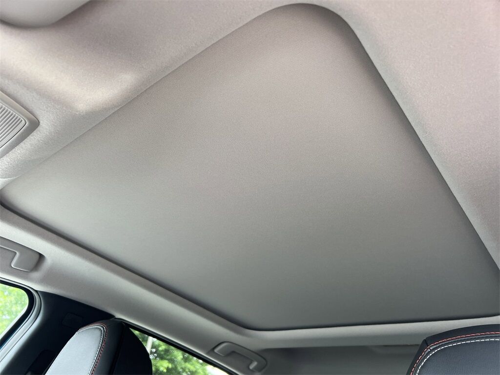 2025 Nissan Kicks SR Kennesaw GA