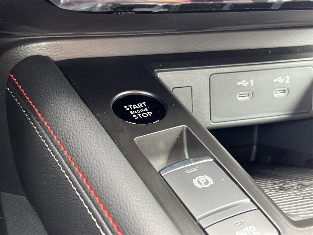 2025 Nissan Kicks SR Kennesaw GA