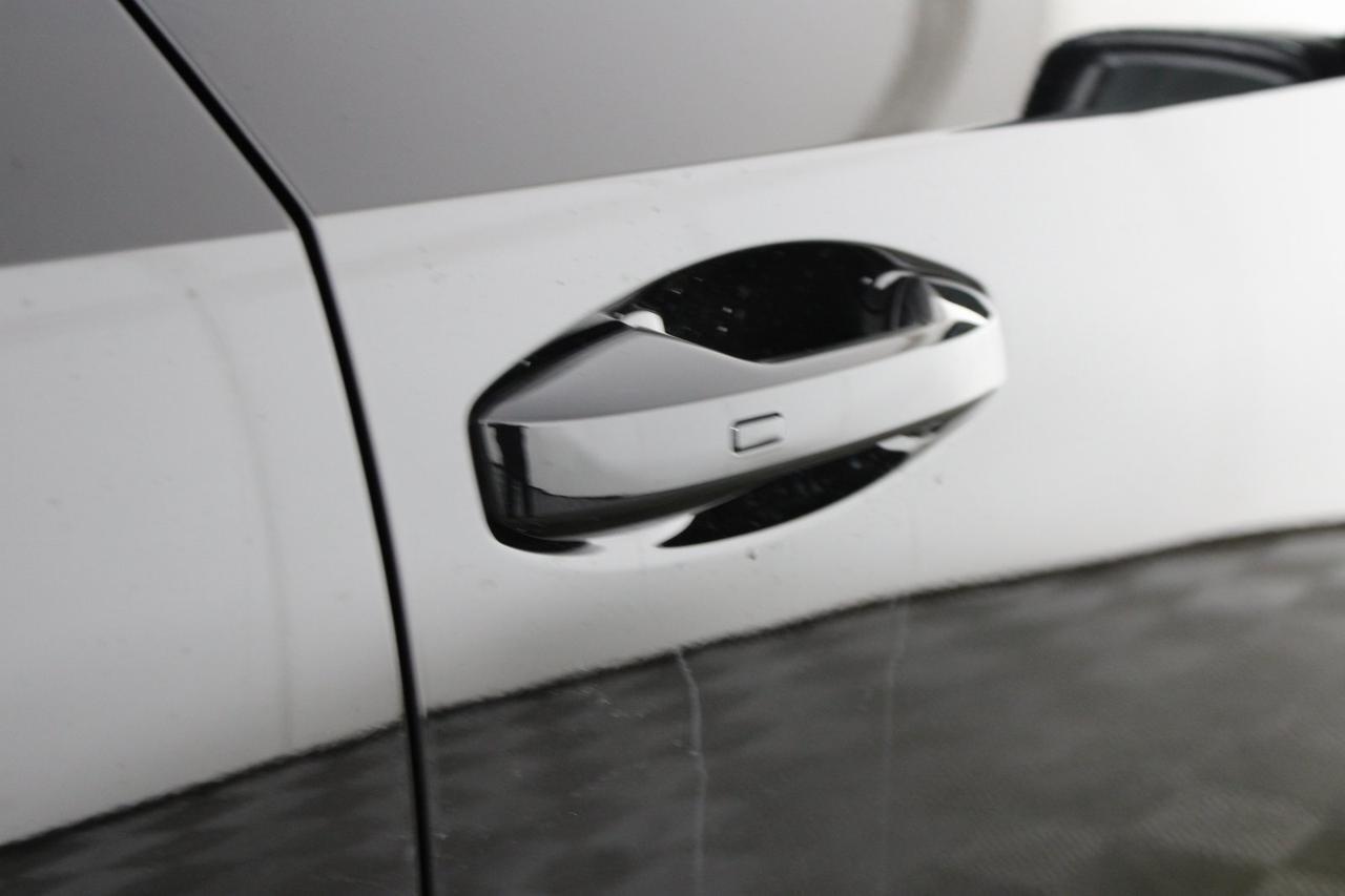 2025 Nissan Kicks SR Manassas VA