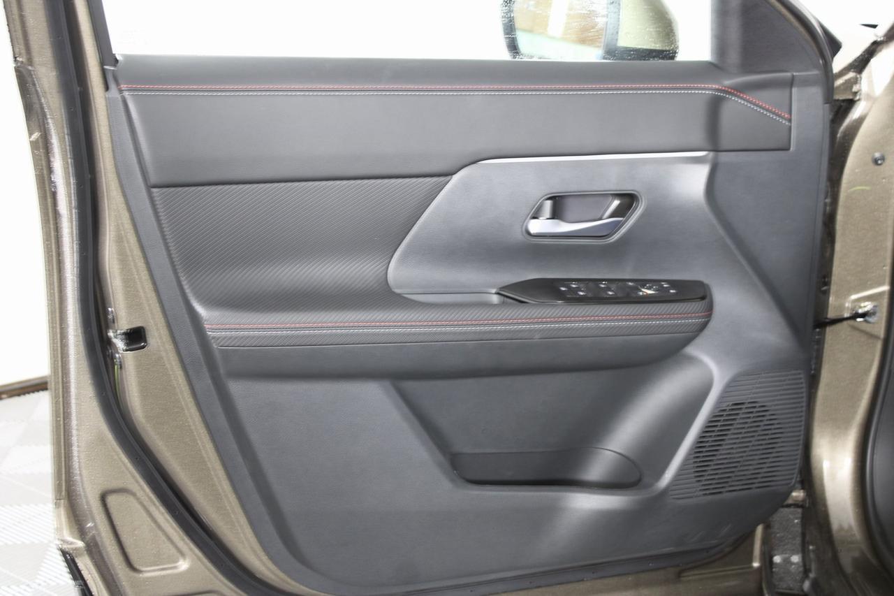 2025 Nissan Kicks SR Manassas VA