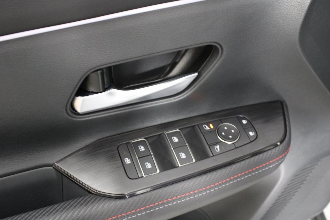 2025 Nissan Kicks SR Manassas VA