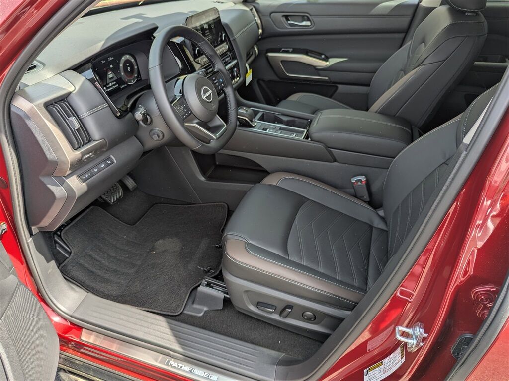2025 Nissan Pathfinder Platinum Kennesaw GA