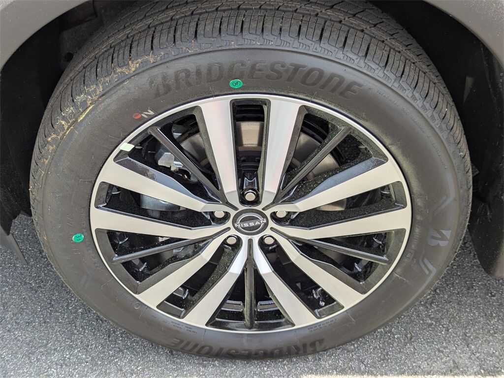 2025 Nissan Pathfinder Platinum Kennesaw GA