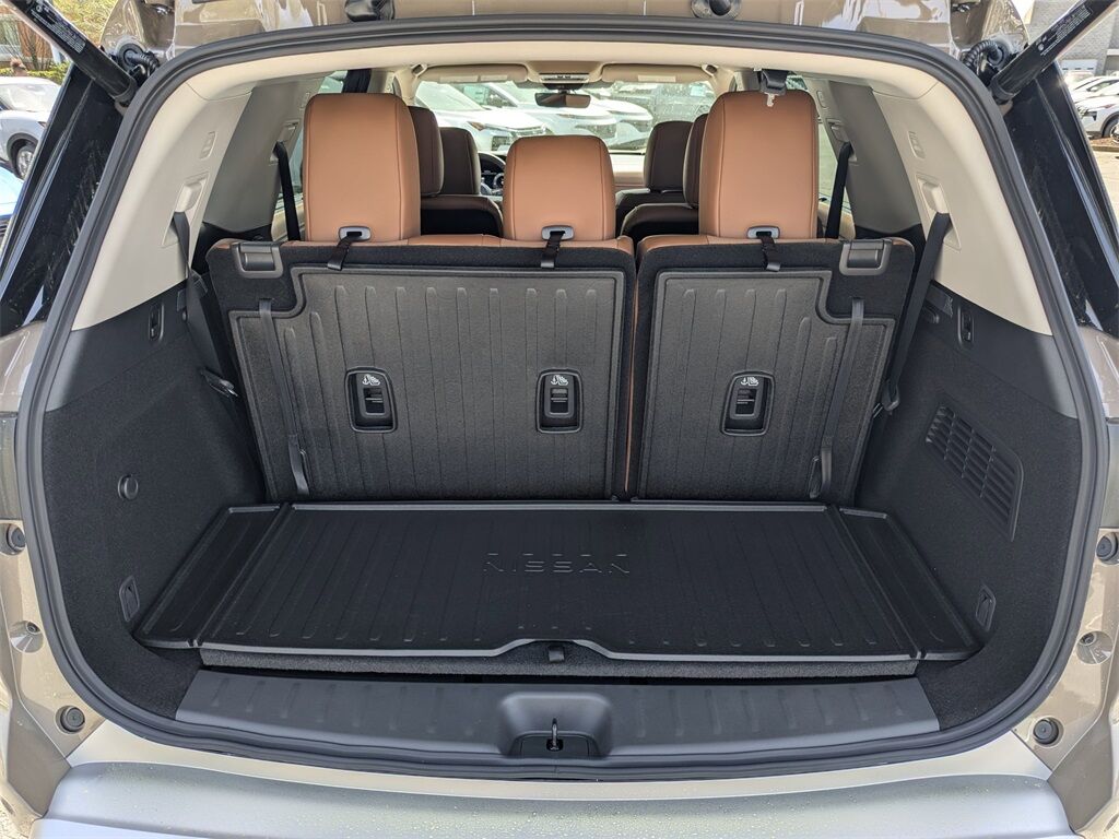 2025 Nissan Pathfinder Platinum Kennesaw GA