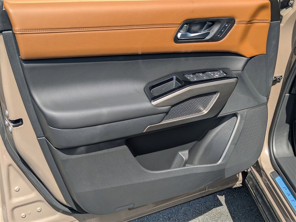 2025 Nissan Pathfinder Platinum Kennesaw GA