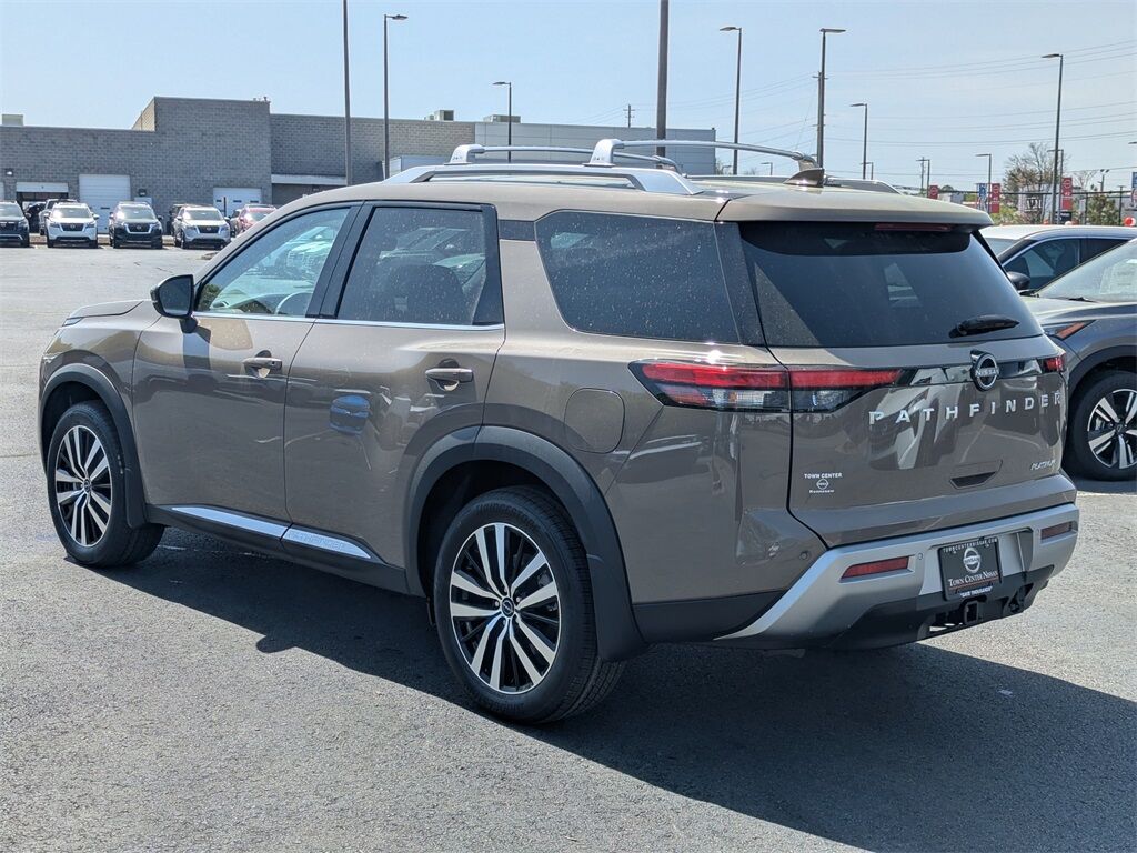 2025 Nissan Pathfinder Platinum Kennesaw GA