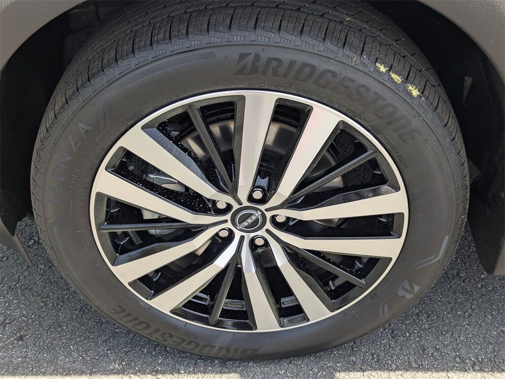 2025 Nissan Pathfinder Platinum Kennesaw GA