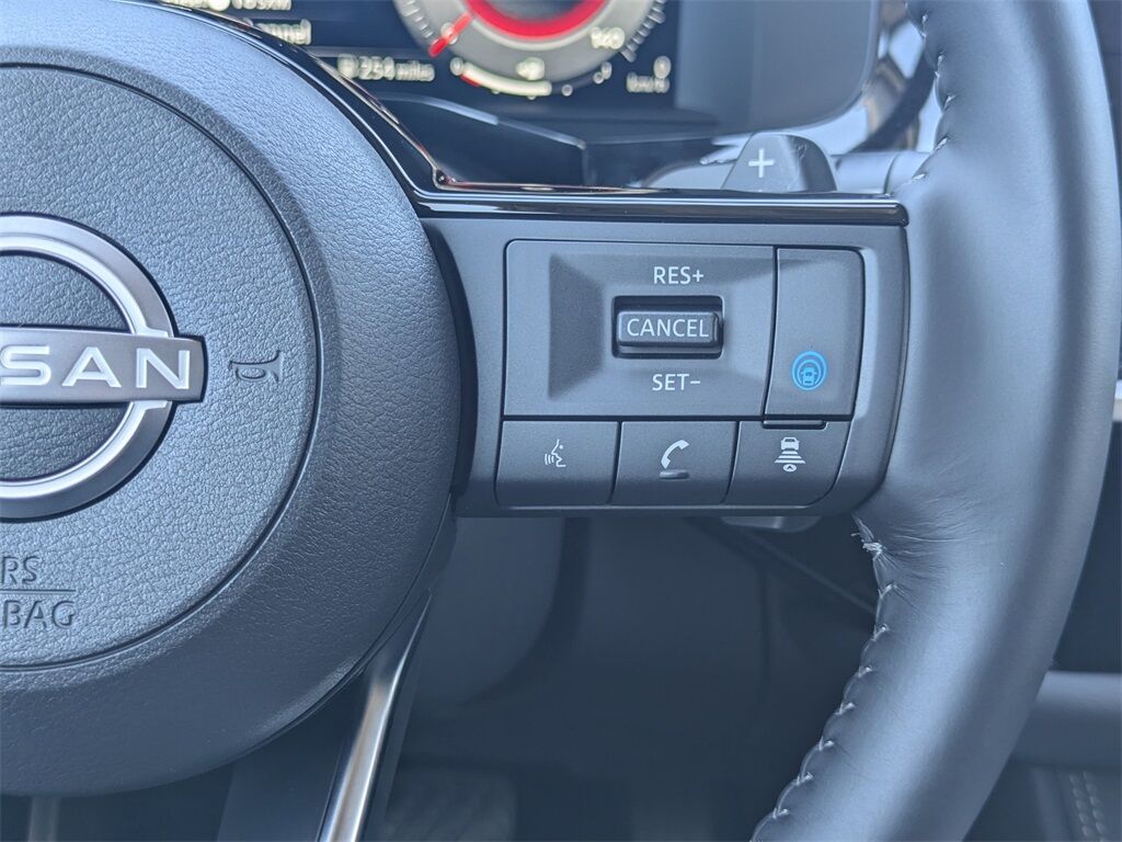 2025 Nissan Pathfinder Platinum Kennesaw GA