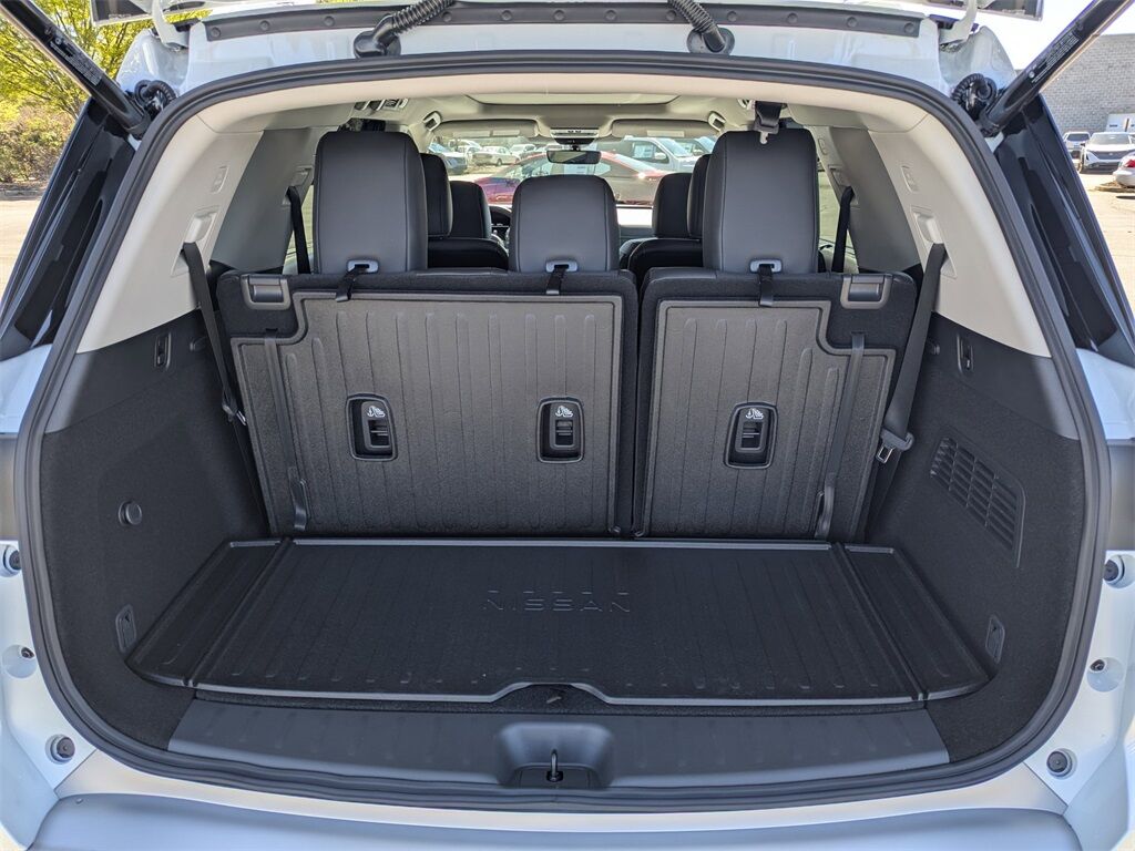 2025 Nissan Pathfinder Platinum Kennesaw GA