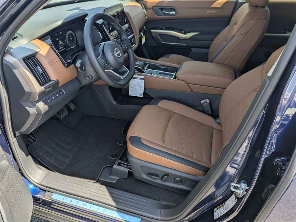 2025 Nissan Pathfinder Platinum Kennesaw GA