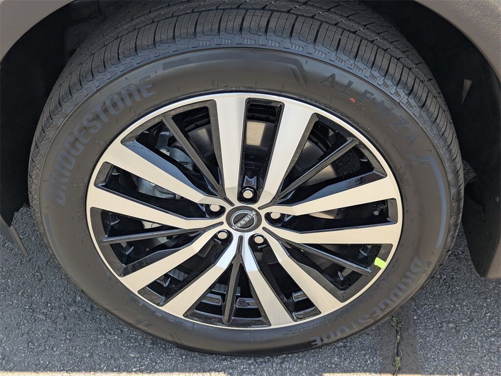 2025 Nissan Pathfinder Platinum Kennesaw GA