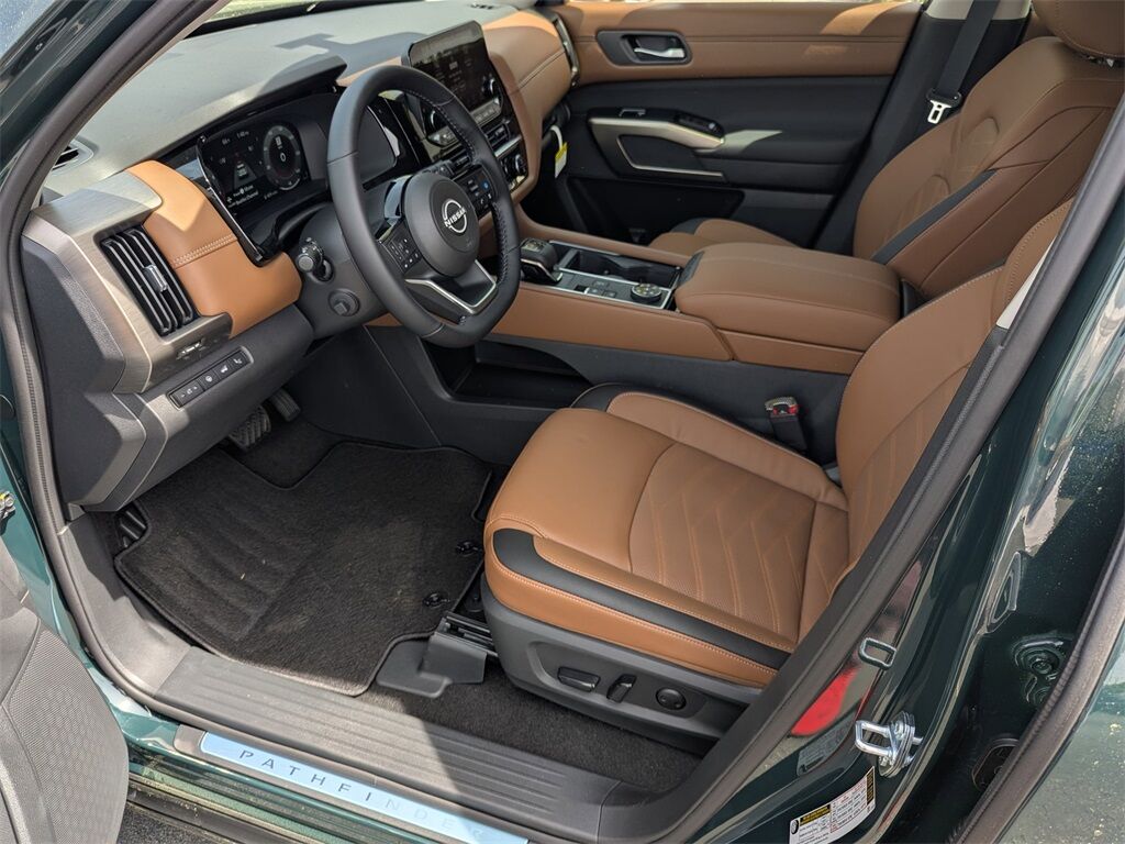 2025 Nissan Pathfinder Platinum Kennesaw GA