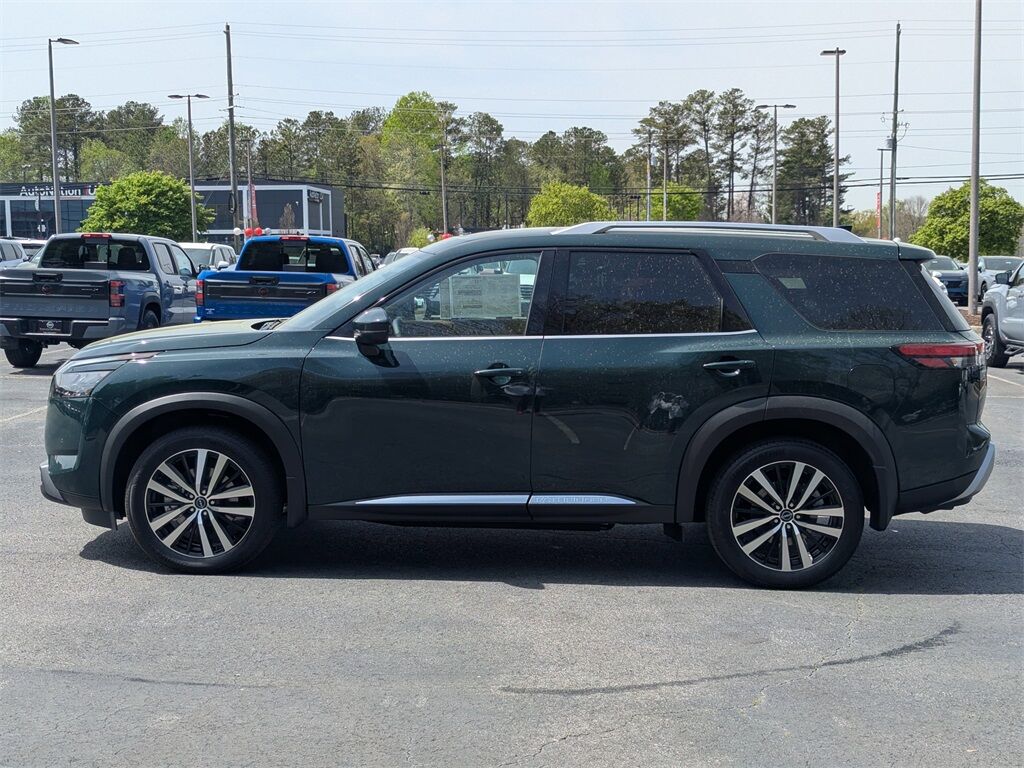 2025 Nissan Pathfinder Platinum Kennesaw GA