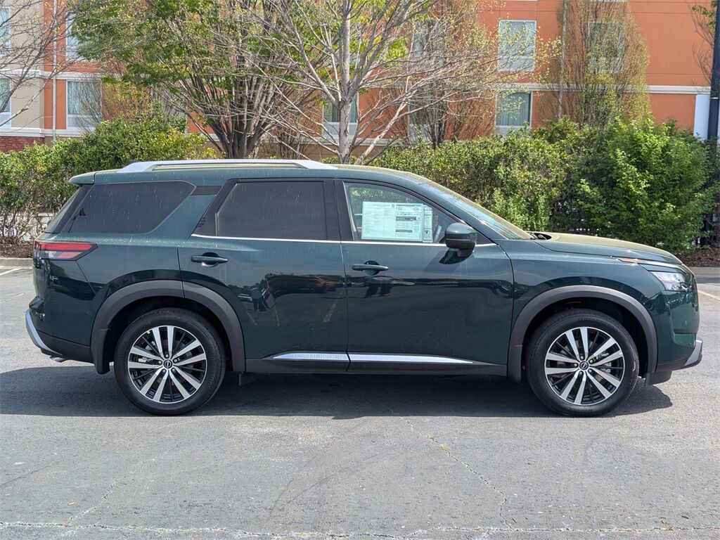 2025 Nissan Pathfinder Platinum Kennesaw GA