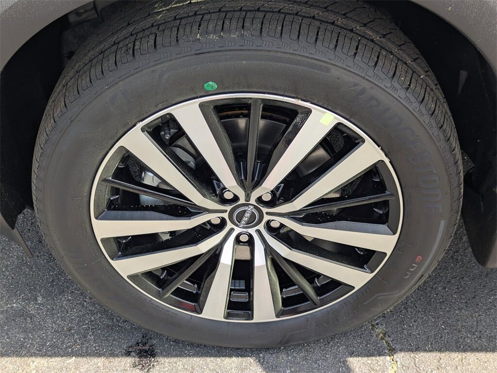 2025 Nissan Pathfinder Platinum Kennesaw GA