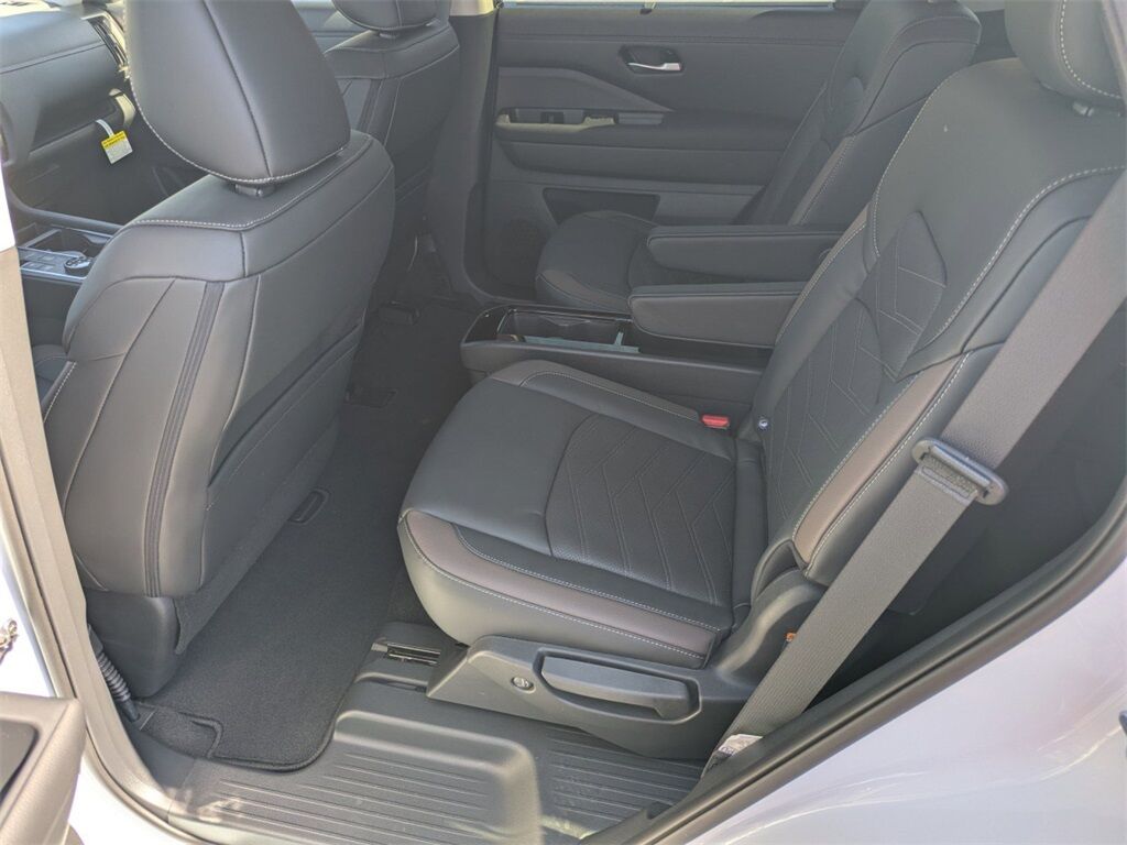 2025 Nissan Pathfinder Platinum Kennesaw GA