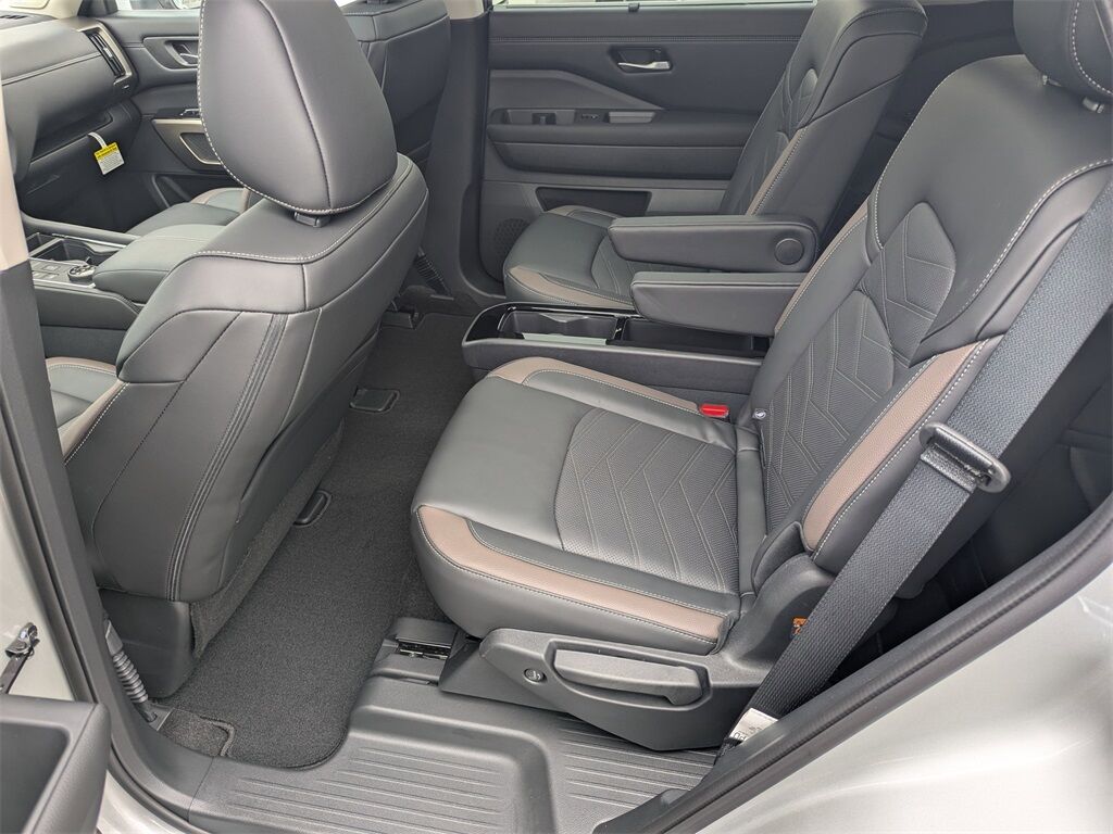 2025 Nissan Pathfinder Platinum Kennesaw GA