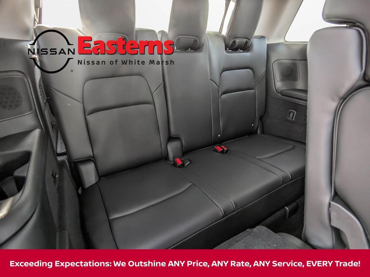 2025 Nissan Pathfinder Platinum White Marsh MD