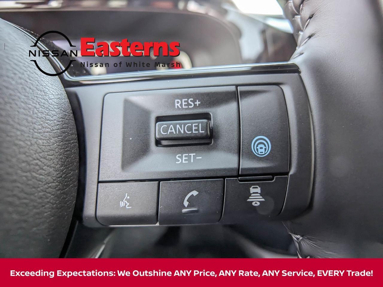 2025 Nissan Pathfinder Platinum White Marsh MD