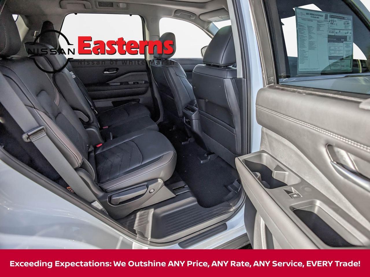 2025 Nissan Pathfinder Platinum White Marsh MD