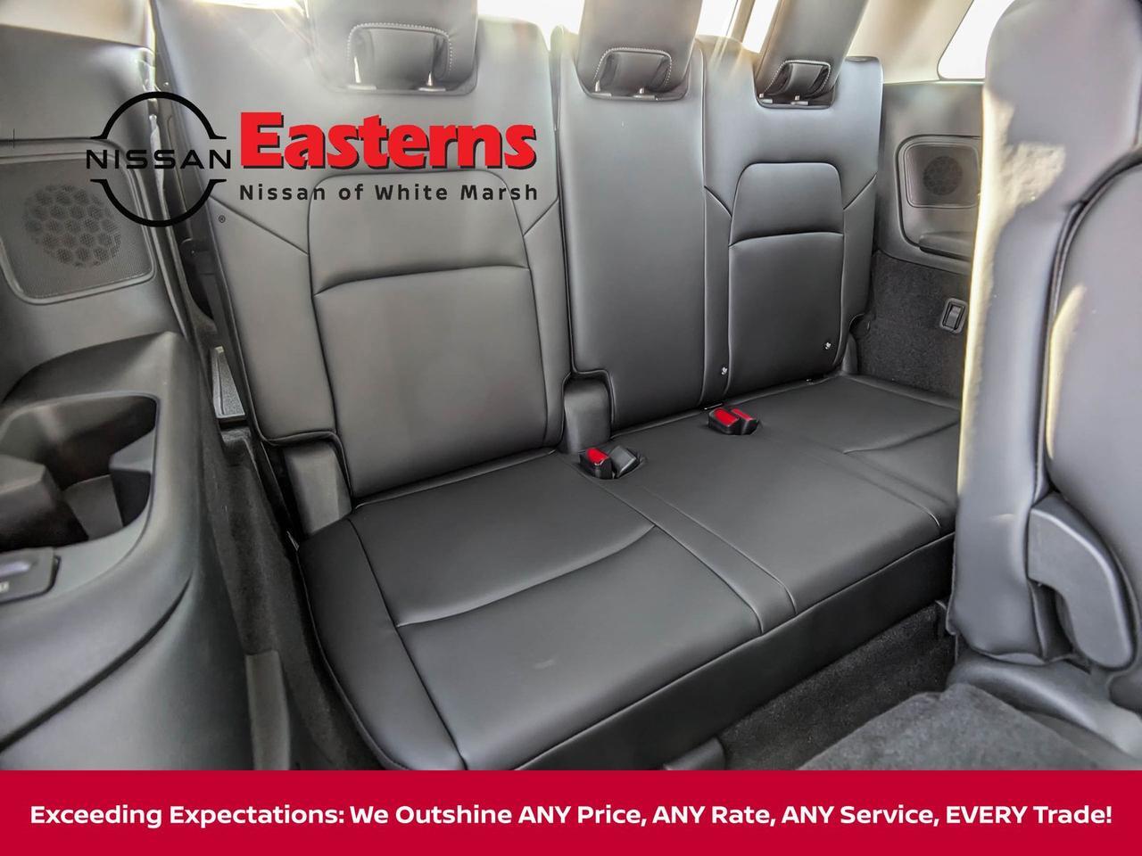 2025 Nissan Pathfinder Platinum White Marsh MD