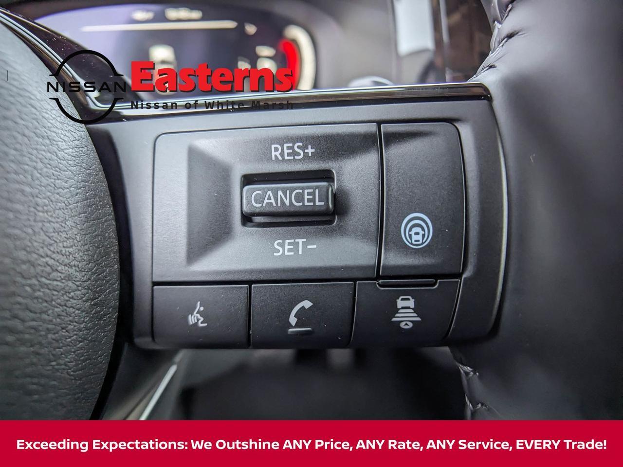 2025 Nissan Pathfinder Platinum White Marsh MD