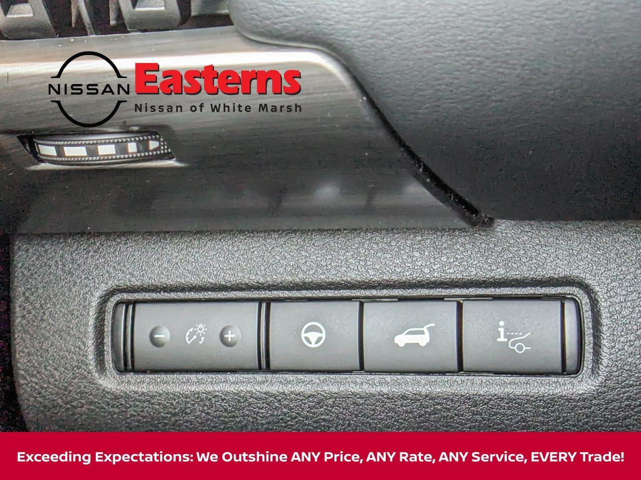 2025 Nissan Pathfinder Platinum White Marsh MD