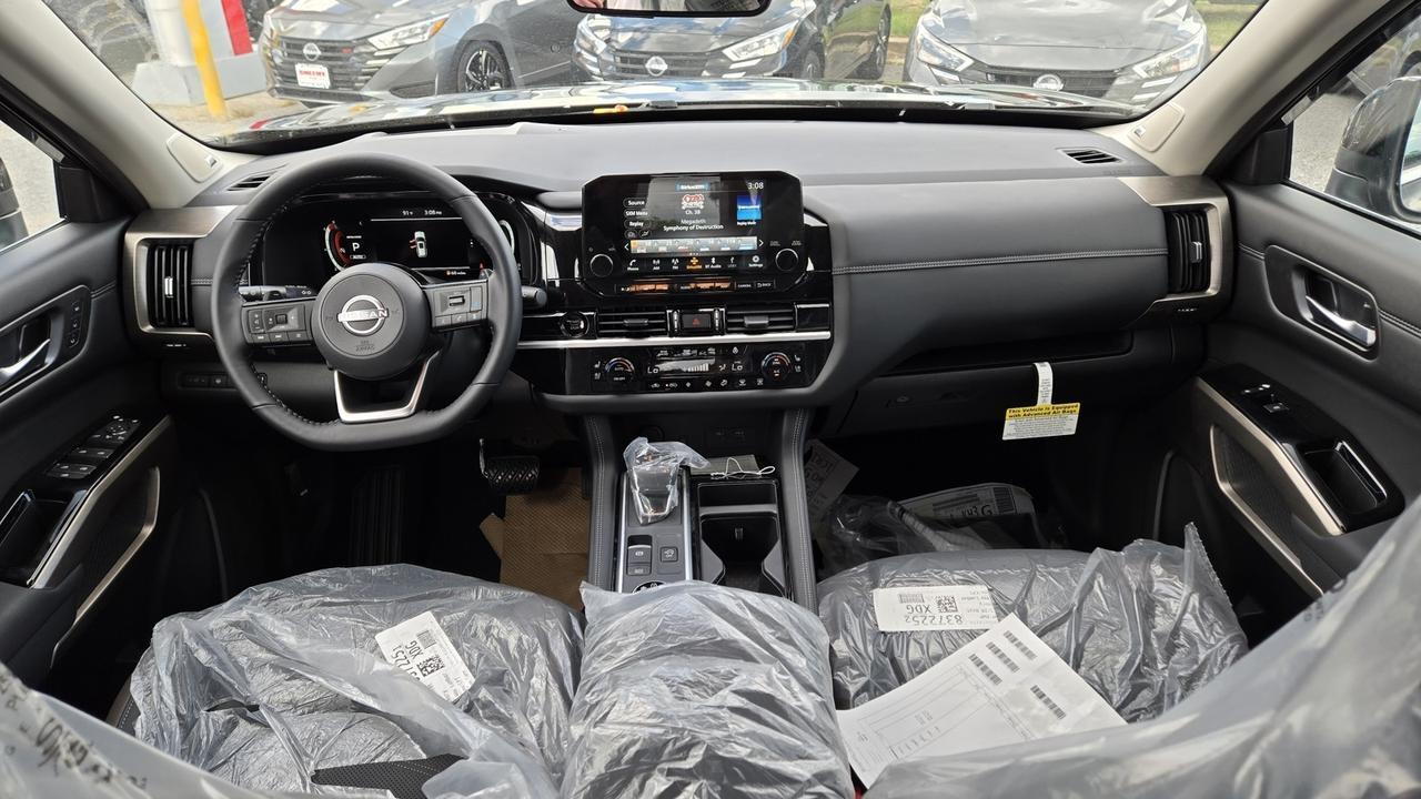 2025 Nissan Pathfinder Platinum Glen Burnie MD