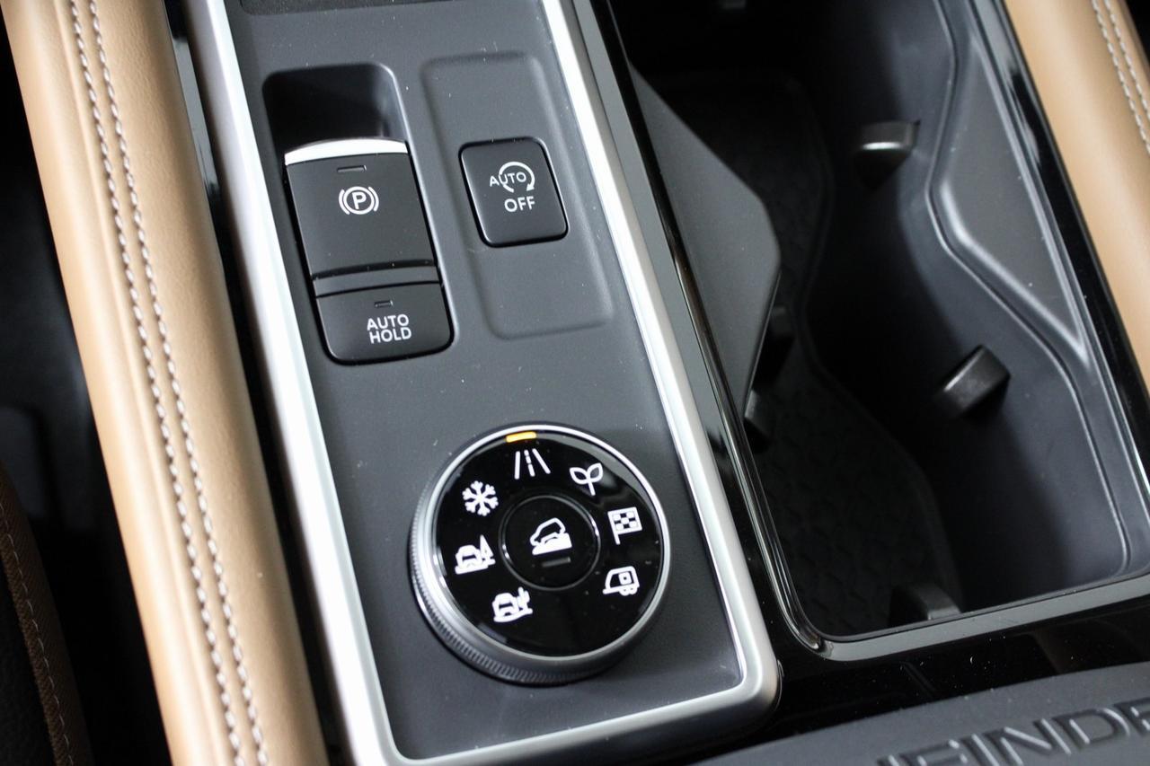 2025 Nissan Pathfinder Platinum Manassas VA