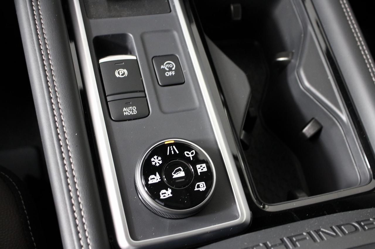 2025 Nissan Pathfinder Platinum Manassas VA