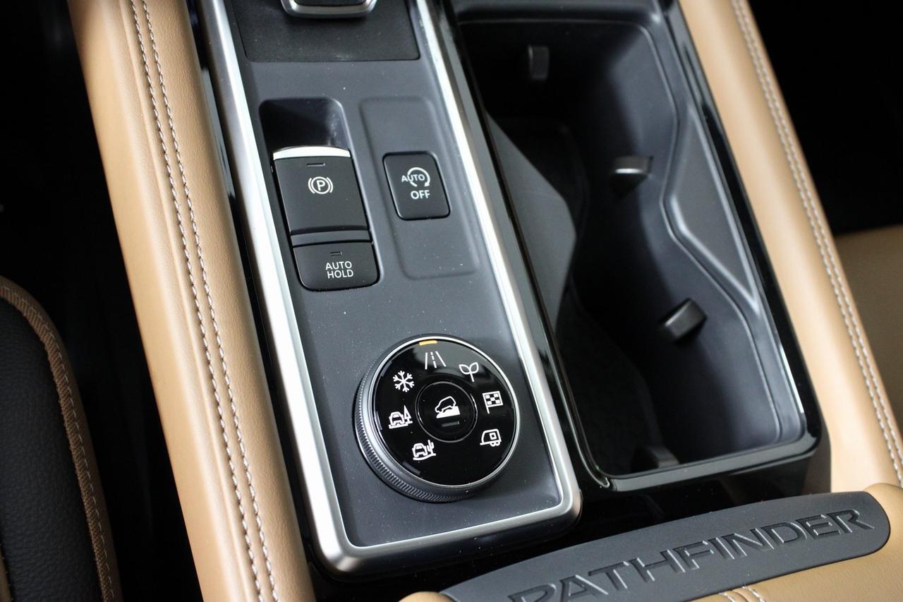 2025 Nissan Pathfinder Platinum Manassas VA