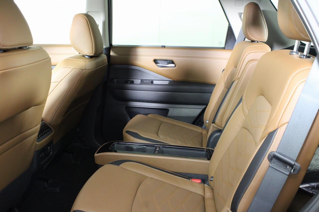 2025 Nissan Pathfinder Platinum Manassas VA